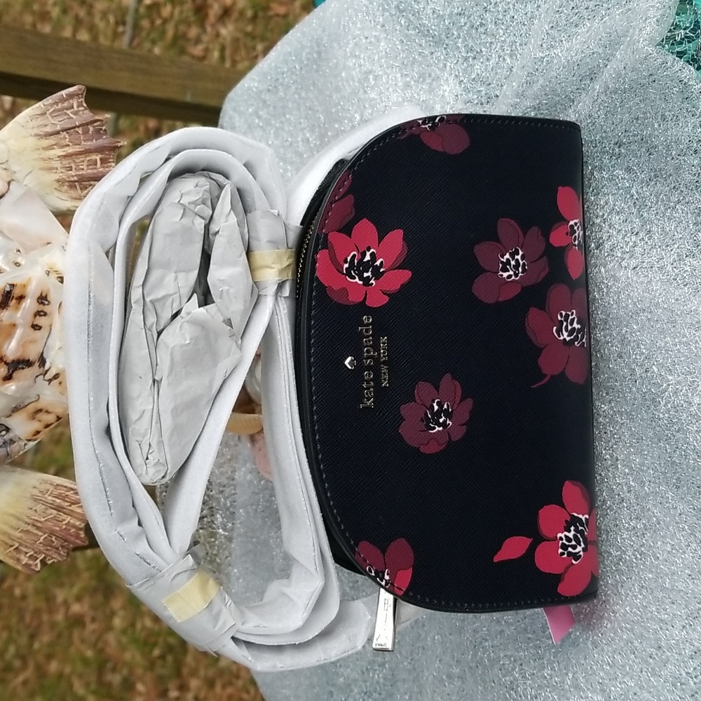 Authentic  Kate Spade Perry Leather Dome Dancing Blooms Black Multi Crossbody 🌺